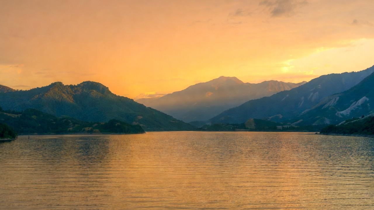 Lake Chapala sunset with mountains in the background